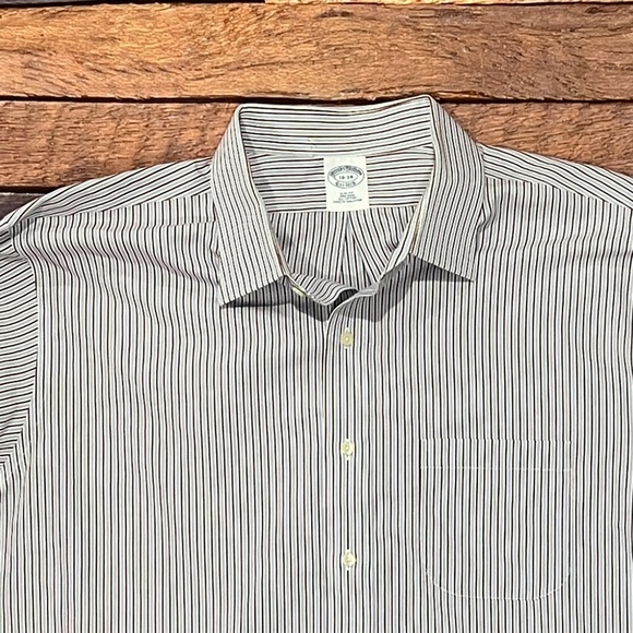 Brooks Brothers Maroon / Blue Striped Button Down Dress Suit Mens Shirt - Picture 6 of 6